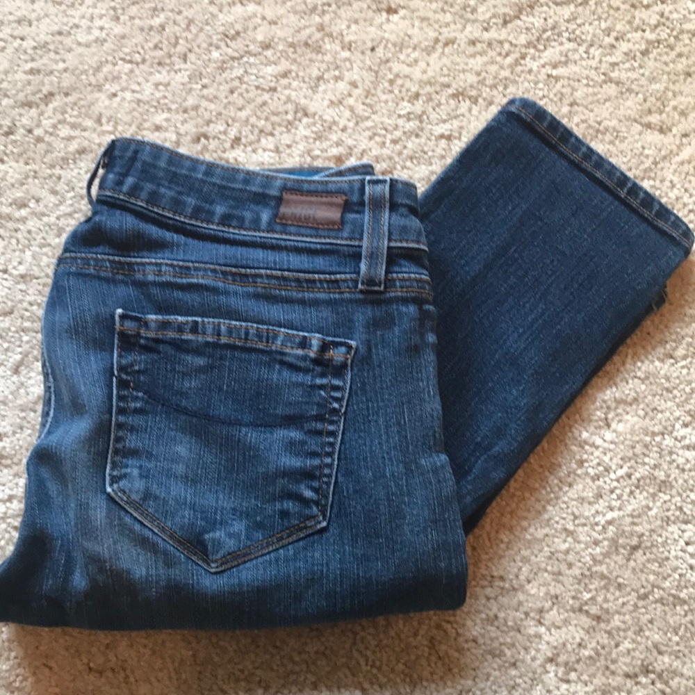 Paige Skyline Skinny Jeans. Size 26